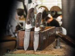 Scout Spearpoint Maserbirke Damast -Edel Messer Geschaft boeker manufaktur solingen scout spearpoint maserbirke damast 112202dam 3 1280x1280